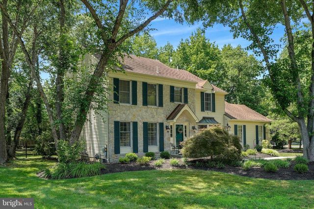 203 S ESTHER LN, Yardley, PA 19067