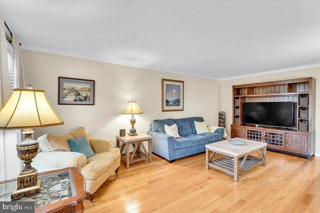 203 S ESTHER LN, Yardley, PA 19067