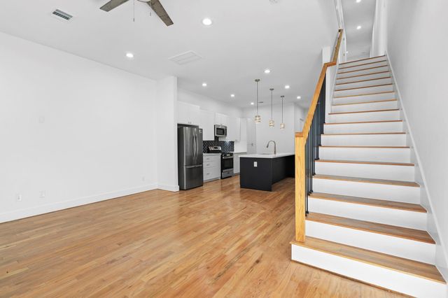 2022 Thonig Road A, Houston, TX 77055