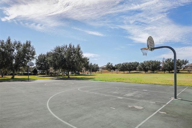 3207 ZANDER DRIVE, Grand Island, FL 32735