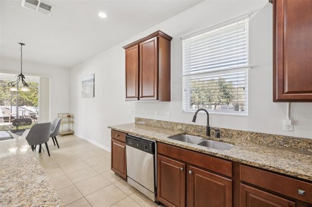 3207 ZANDER DRIVE, Grand Island, FL 32735