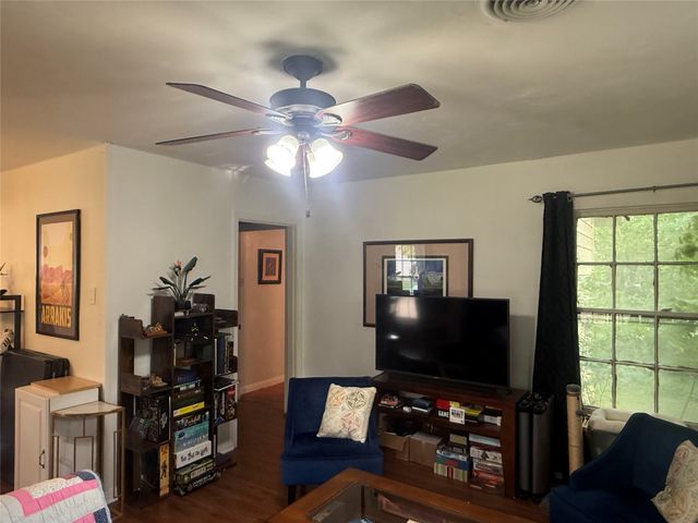 4028 Windsor Avenue, Waco, TX 76708