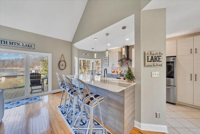 1892 Morewood RD, Hardy, VA 24101