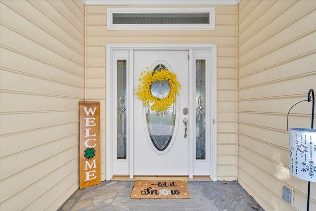 1892 Morewood RD, Hardy, VA 24101