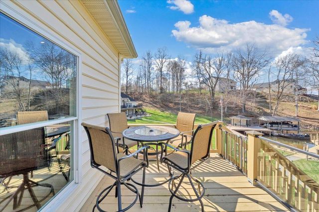 1892 Morewood RD, Hardy, VA 24101