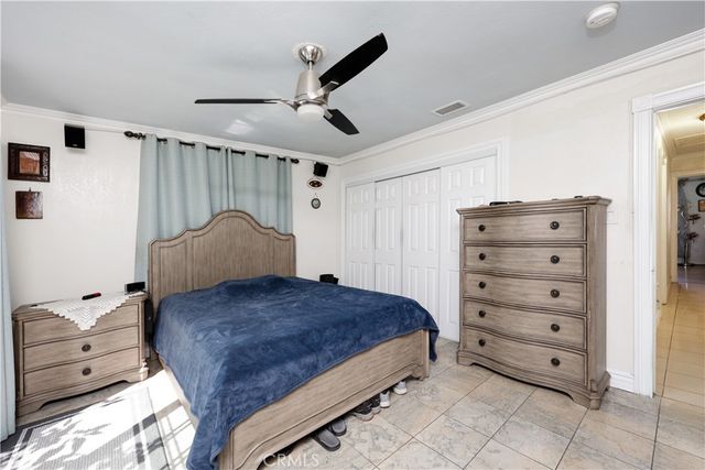 8444 Albia, Downey, CA 90242