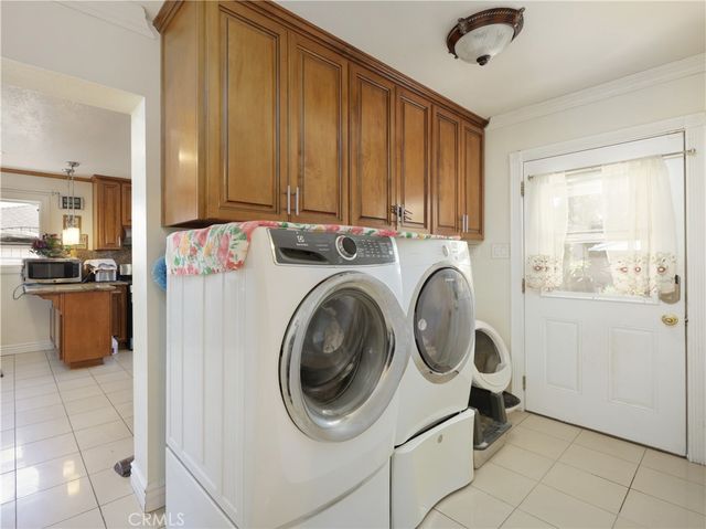 8444 Albia, Downey, CA 90242