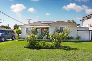 8444 Albia, Downey, CA 90242
