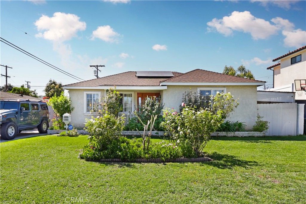 8444 Albia, Downey, CA 90242