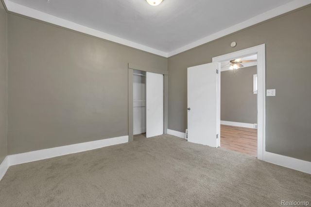 7686 Warwick Street, Detroit, MI 48228