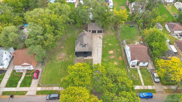 7686 Warwick Street, Detroit, MI 48228
