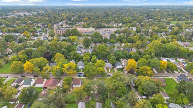 7686 Warwick Street, Detroit, MI 48228