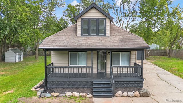 7686 Warwick Street, Detroit, MI 48228