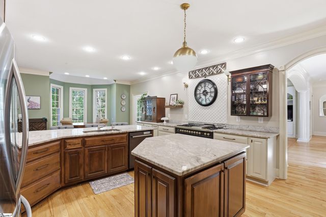 225 Ansonborough, Belton, SC 29627