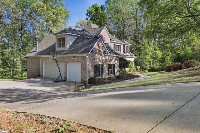 225 Ansonborough, Belton, SC 29627