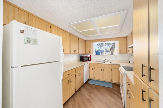 8987 SW 108TH PLACE, Ocala, FL 34481