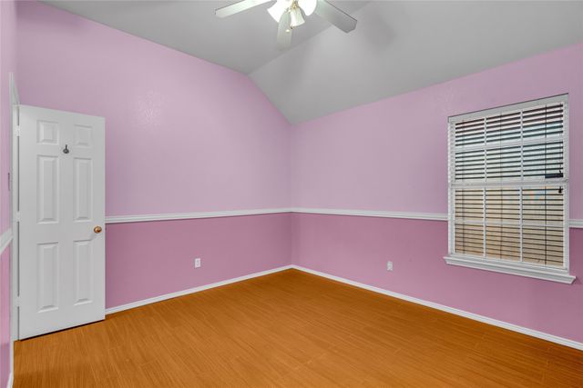 6911 Thunderbird Drive, Arlington, TX 76002