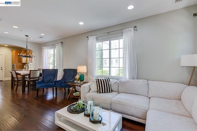 2506 Monet Ter, Fremont, CA 94539