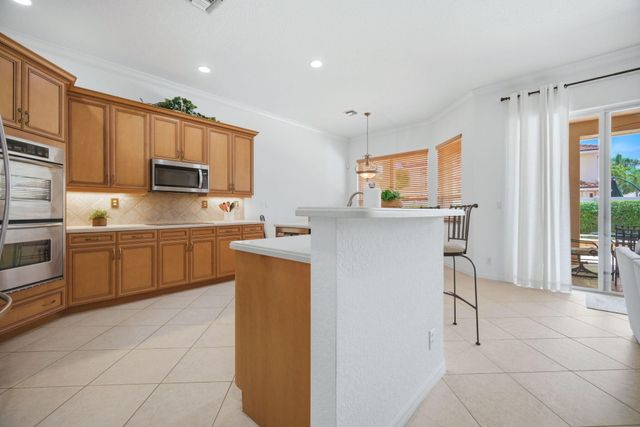 6018 NW 56th Circle NW, Coral Springs, FL 33067