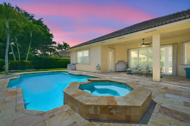 6018 NW 56th Circle NW, Coral Springs, FL 33067