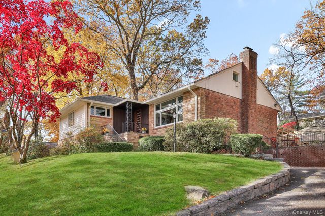 331 Old Colony Road, Hartsdale, NY 10530