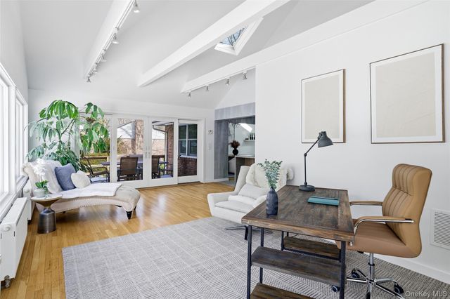 331 Old Colony Road, Hartsdale, NY 10530