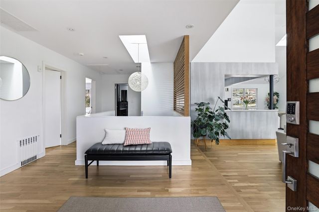 331 Old Colony Road, Hartsdale, NY 10530