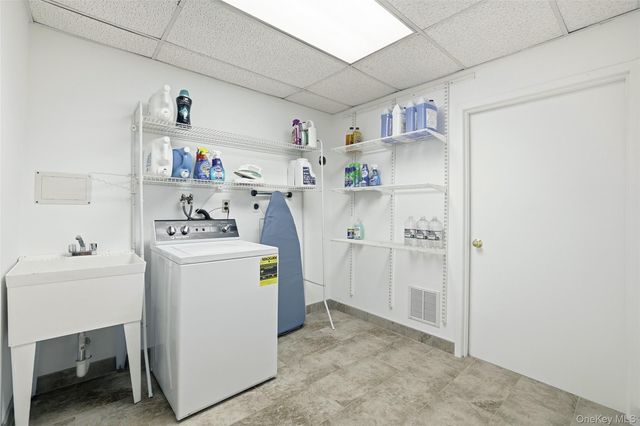 331 Old Colony Road, Hartsdale, NY 10530