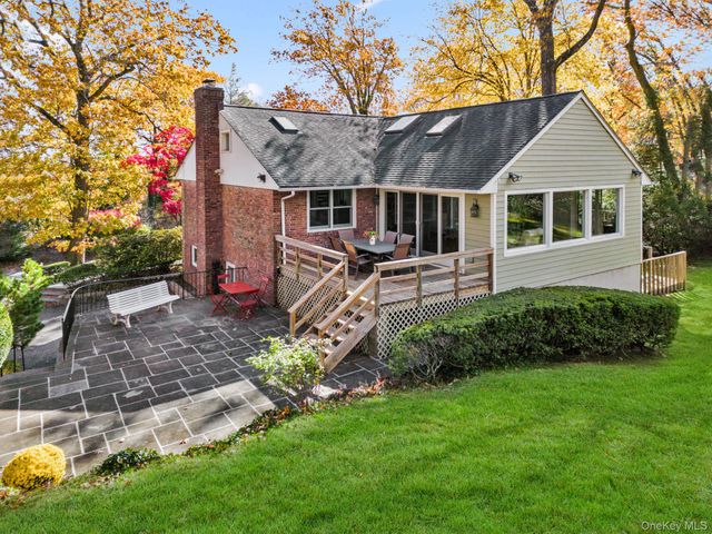 331 Old Colony Road, Hartsdale, NY 10530