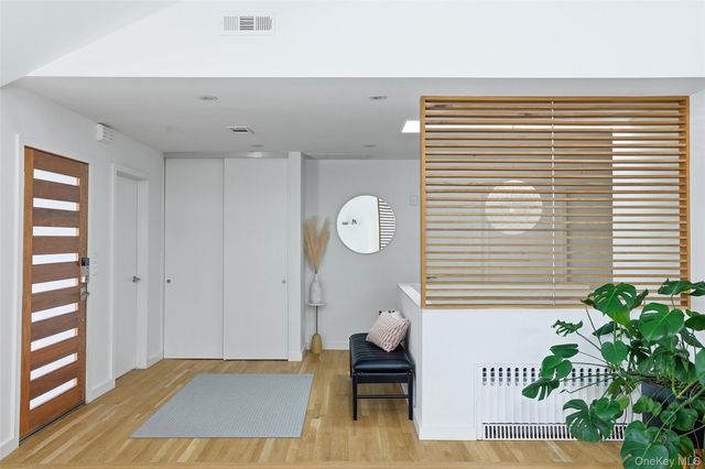 331 Old Colony Road, Hartsdale, NY 10530