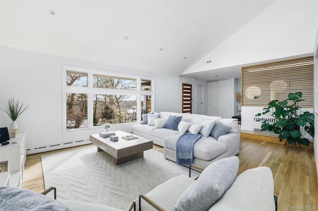 331 Old Colony Road, Hartsdale, NY 10530