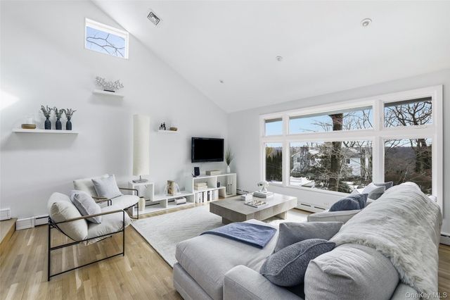 331 Old Colony Road, Hartsdale, NY 10530