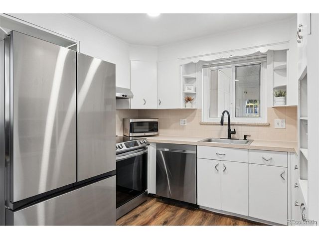 3148 E Maplewood Ave, Centennial, CO 80121