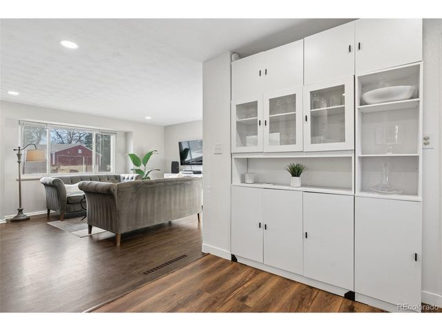 3148 E Maplewood Ave, Centennial, CO 80121