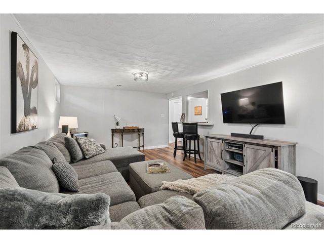 3148 E Maplewood Ave, Centennial, CO 80121