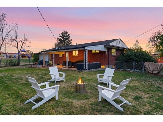 3148 E Maplewood Ave, Centennial, CO 80121