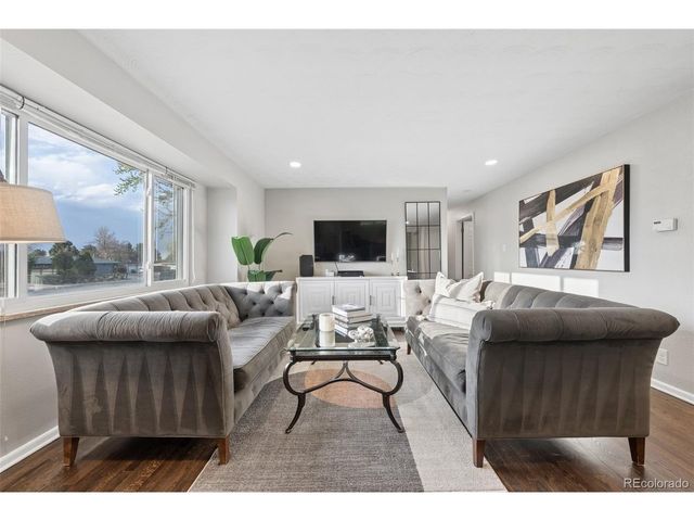 3148 E Maplewood Ave, Centennial, CO 80121