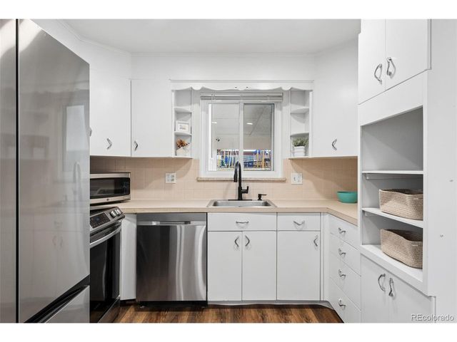 3148 E Maplewood Ave, Centennial, CO 80121