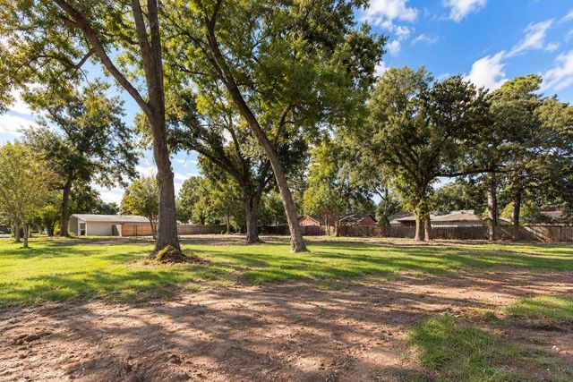 10302 Ivyridge Road, Houston, TX 77043
