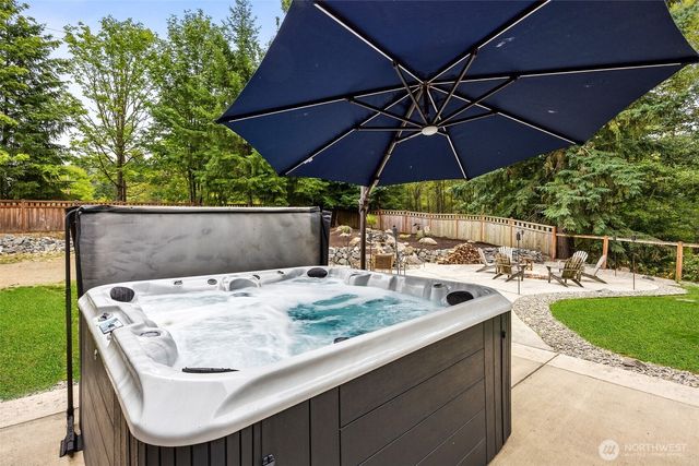 21726 Orting Kapowsin Highway E, Graham, WA 98338