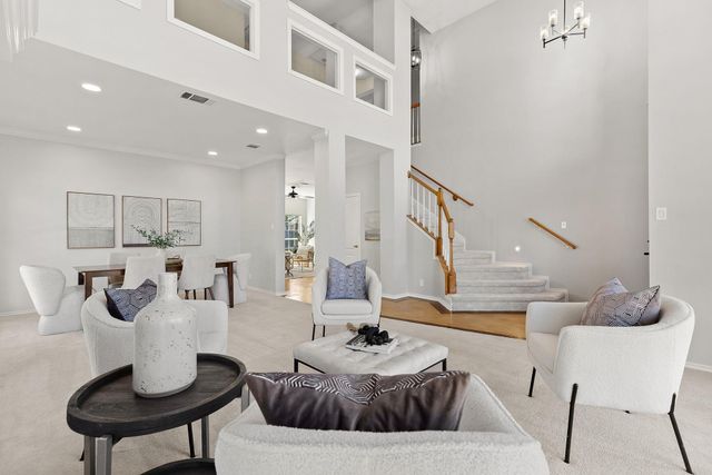 1300 Roadrunner DR, Cedar Park, TX 78613