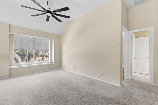 1300 Roadrunner DR, Cedar Park, TX 78613