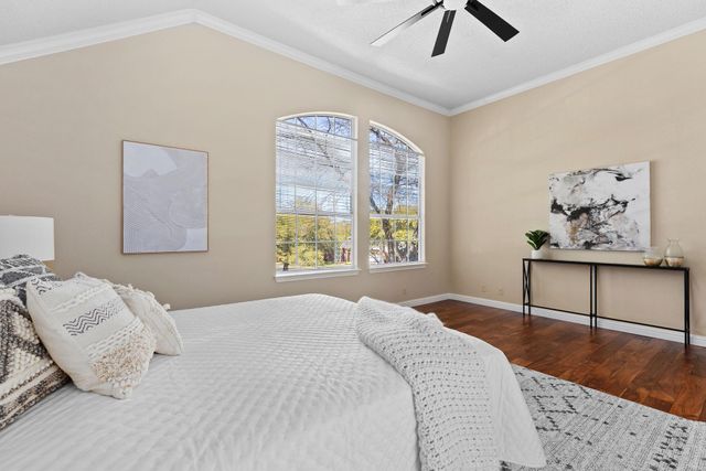 1300 Roadrunner DR, Cedar Park, TX 78613