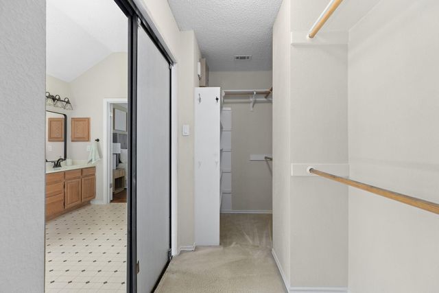 1300 Roadrunner DR, Cedar Park, TX 78613