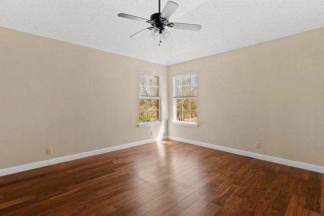 1300 Roadrunner DR, Cedar Park, TX 78613