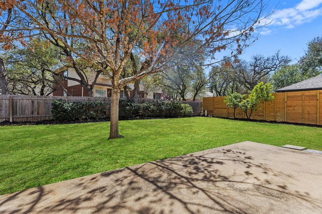 1300 Roadrunner DR, Cedar Park, TX 78613