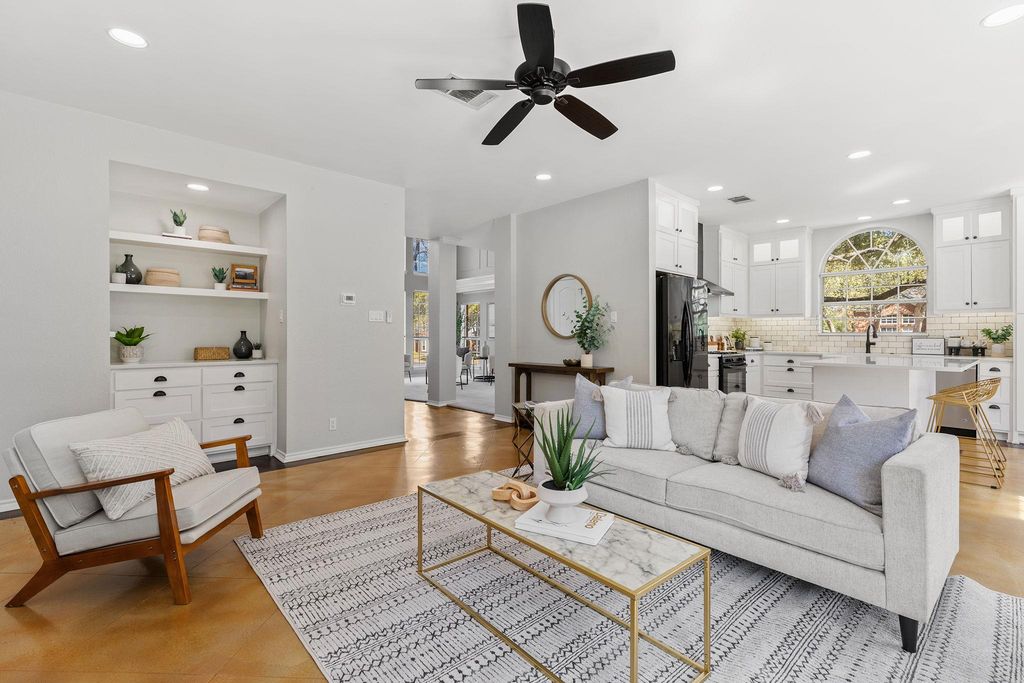 1300 Roadrunner DR, Cedar Park, TX 78613