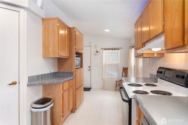 5589 Bay Ridge Drive, Blaine, WA 98230