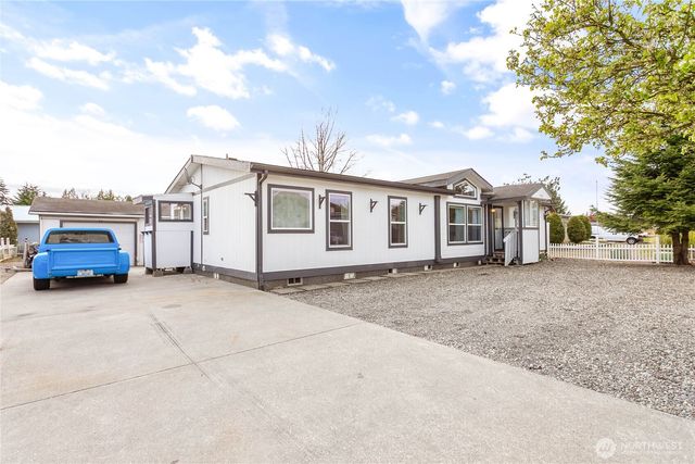 5589 Bay Ridge Drive, Blaine, WA 98230