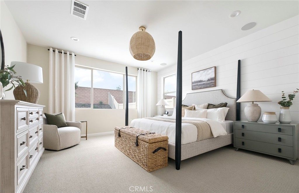 Image 5 of property listing at 25178 Banded Hills Drive, Menifee, CA 92585